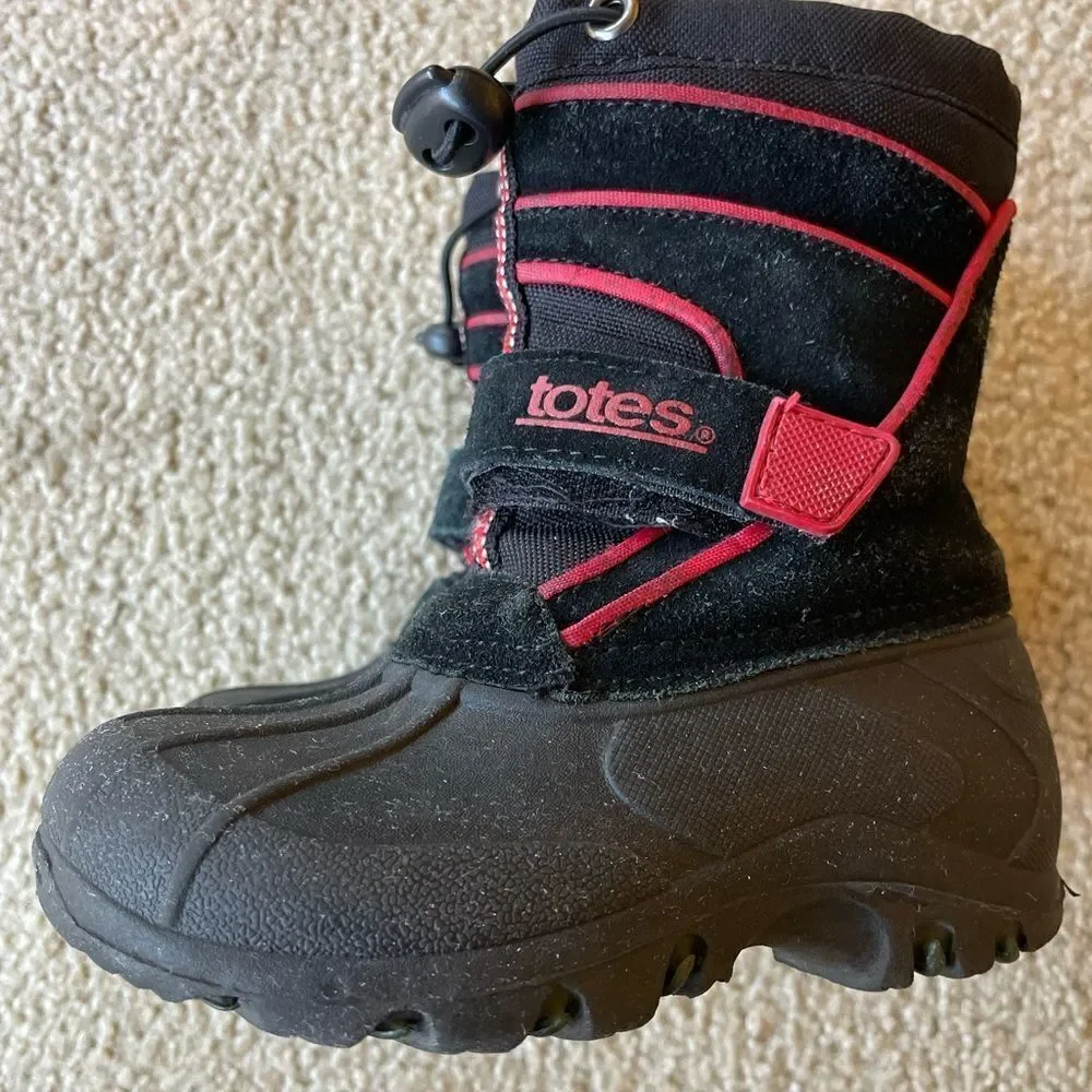Totes Boy's Todd Winter Boots size 6T Black/Red
